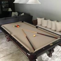 Lorient Pool Table